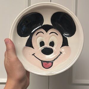 Vintage Walt Disney Mickey Mouse set. 1977.